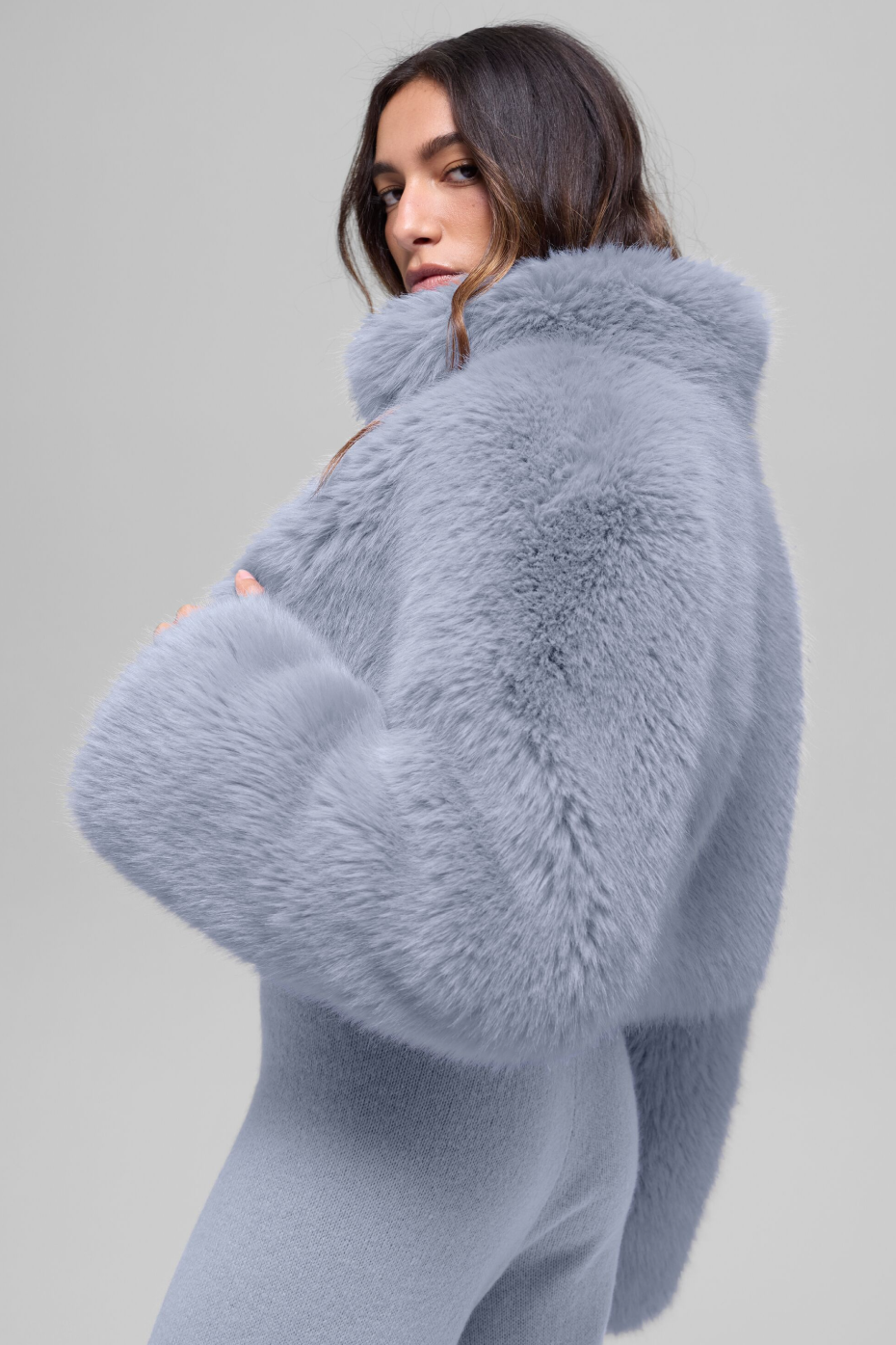 alo Opulent Faux Fur Cropped Jacket - Winter Frost