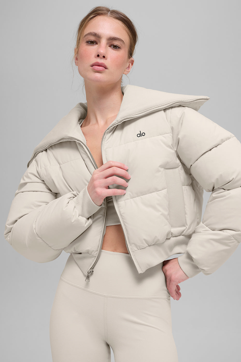 alo Captivate Puffer - Bone