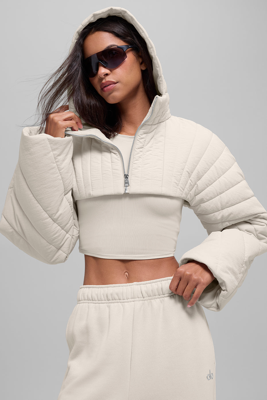 alo Quilted Starlight Puffer Shrug - Bone