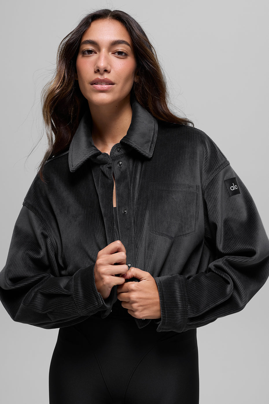 alo Ribbed Velour Cropped Mountain Side Jacket - Black