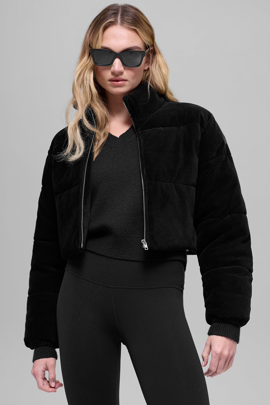 alo Micro Corduroy Dreamy Puffer - Black