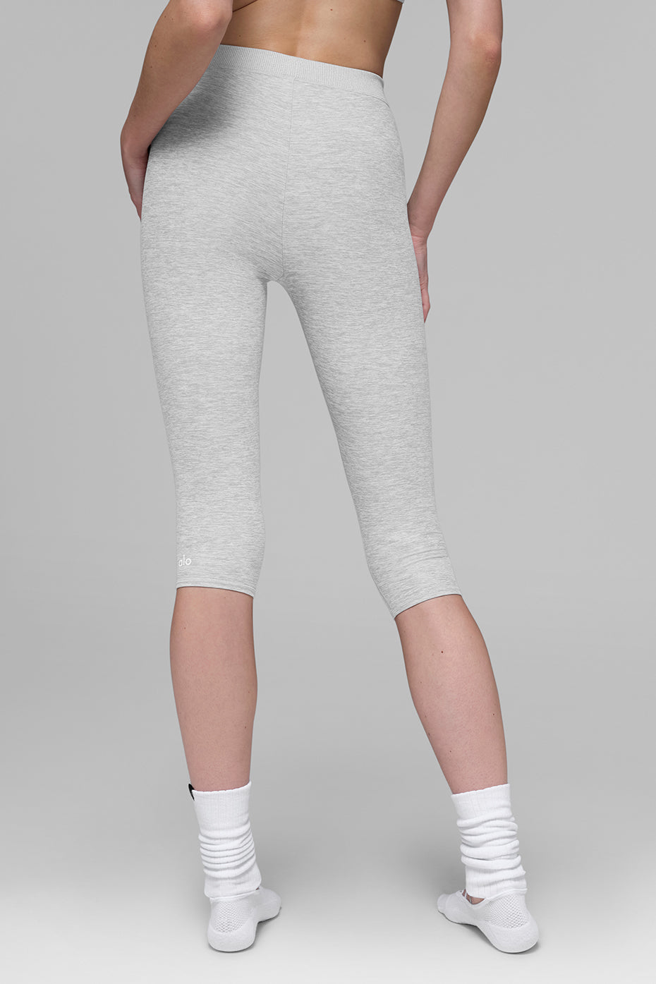 alo Alosoft High-Waist Iconic 90's Capri - Athletic Heather Grey