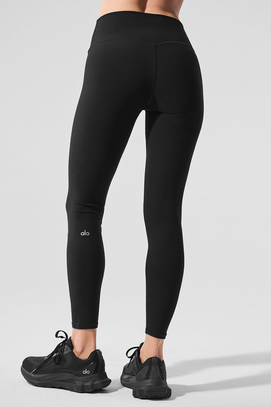 alo Alosoft High-Waist 7/8 Highlight Legging - Black