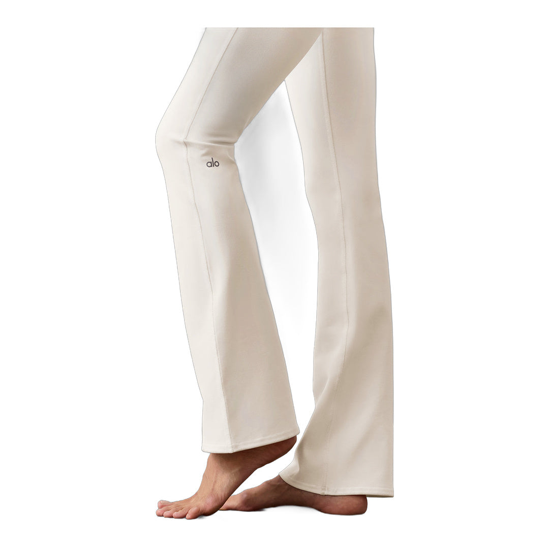 alo Airbrush High-Waist Bootcut Legging - Ivory
