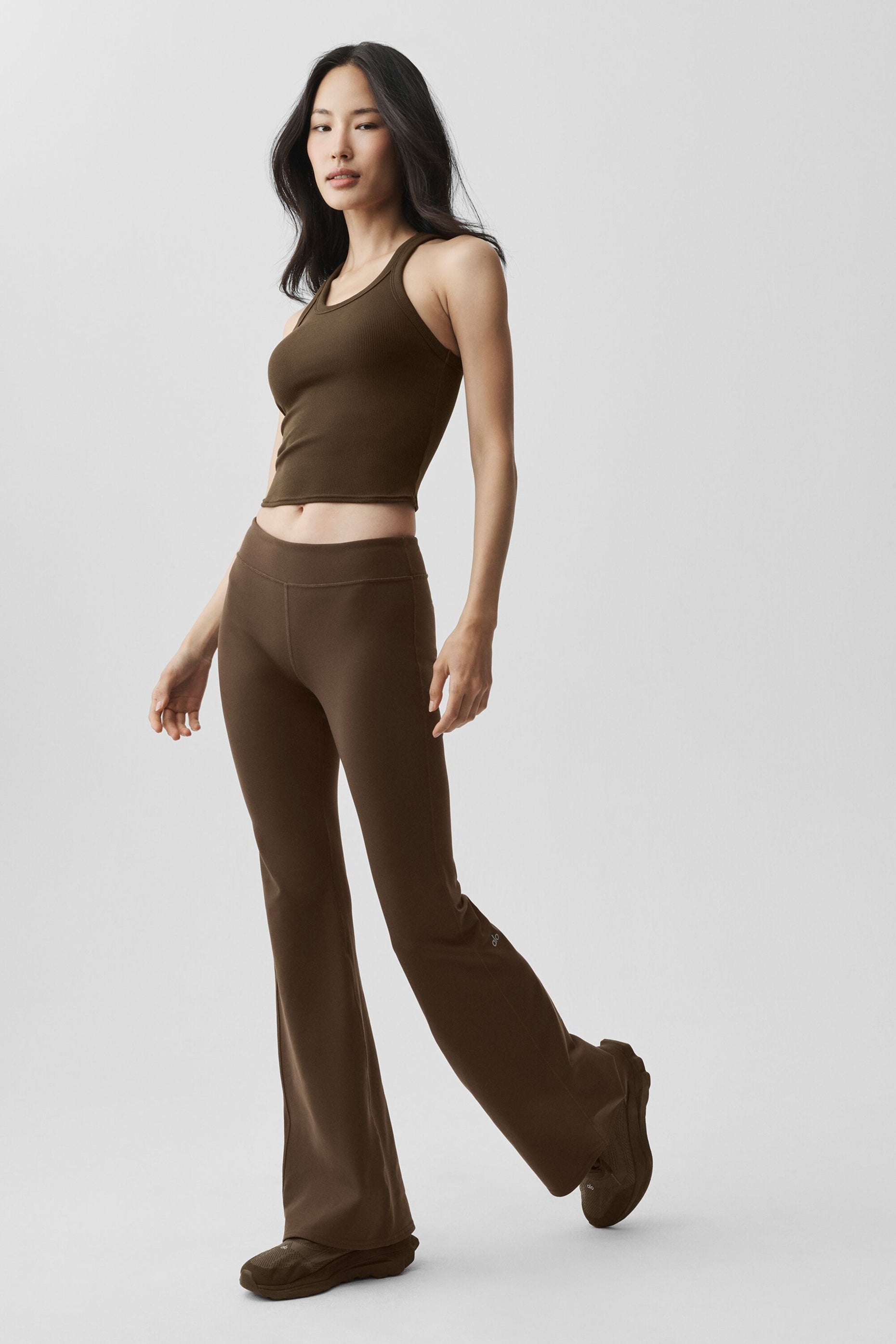 alo Airbrush Low-Rise Bootcut Legging - Espresso