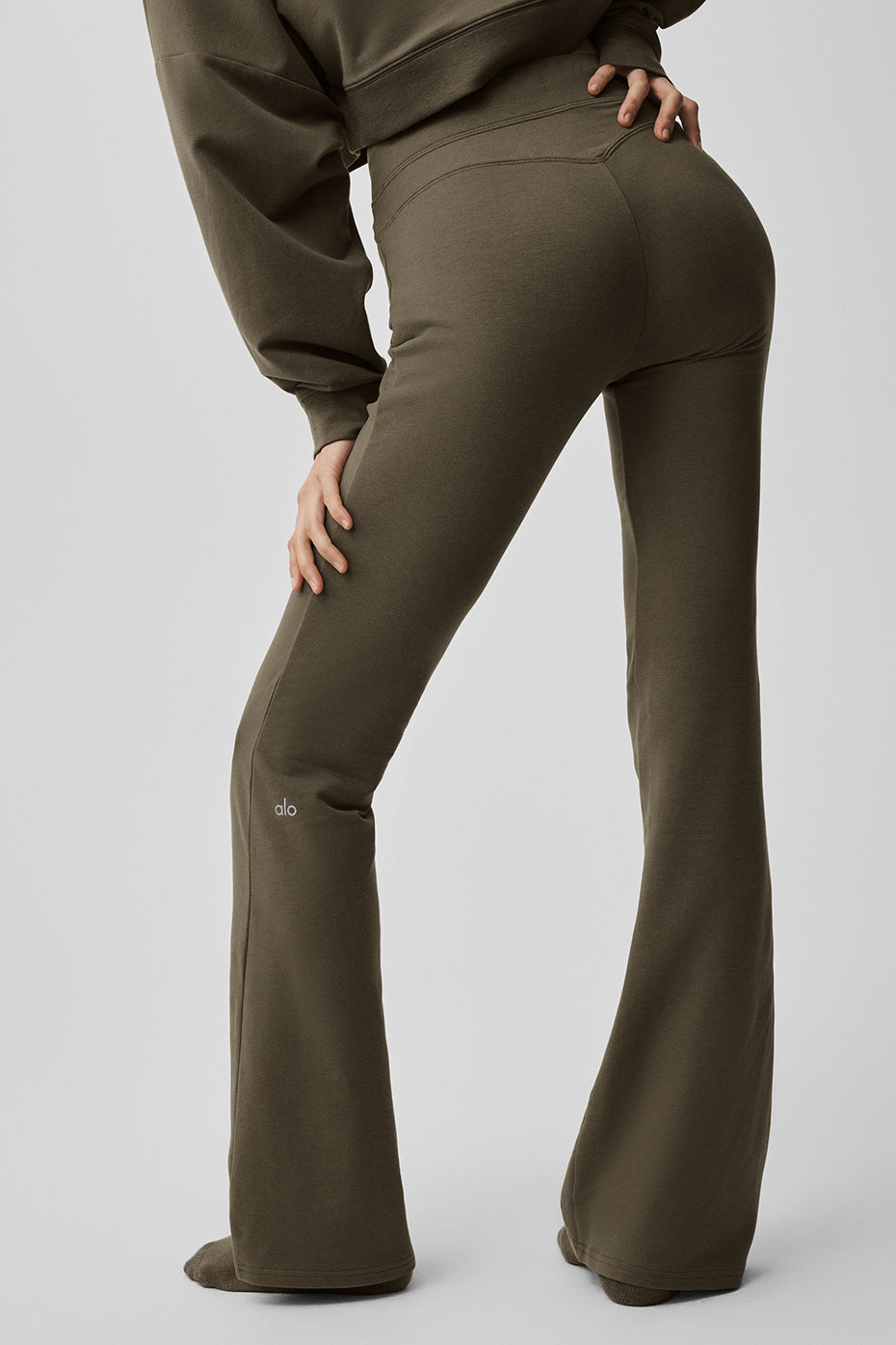 alo Sway Bootcut Sweatpant - Olive Tree