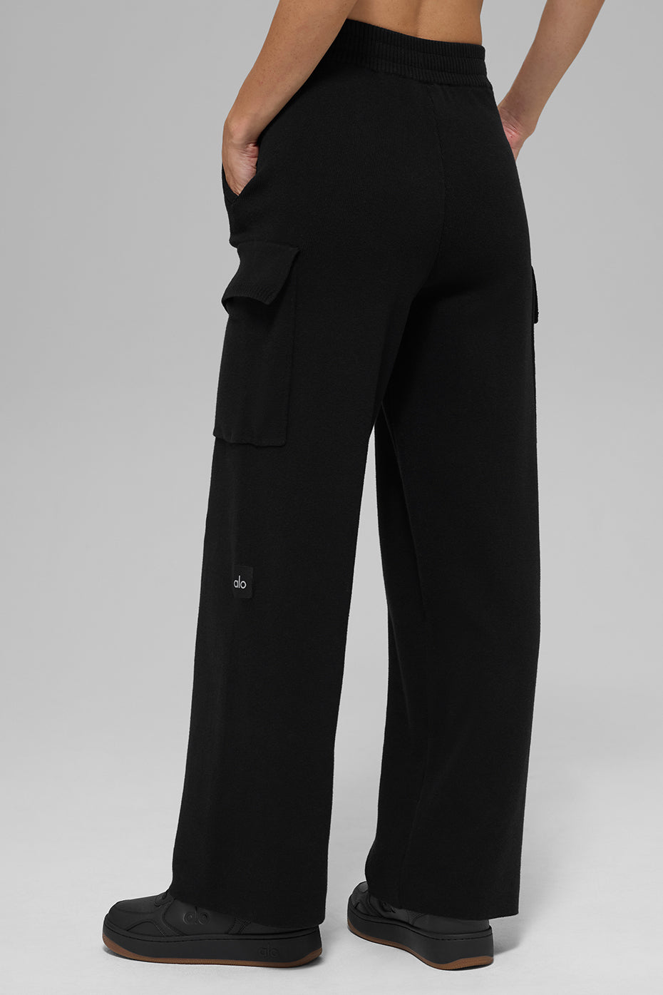 alo Scholar Knit High-Waist Cargo Pant - Black