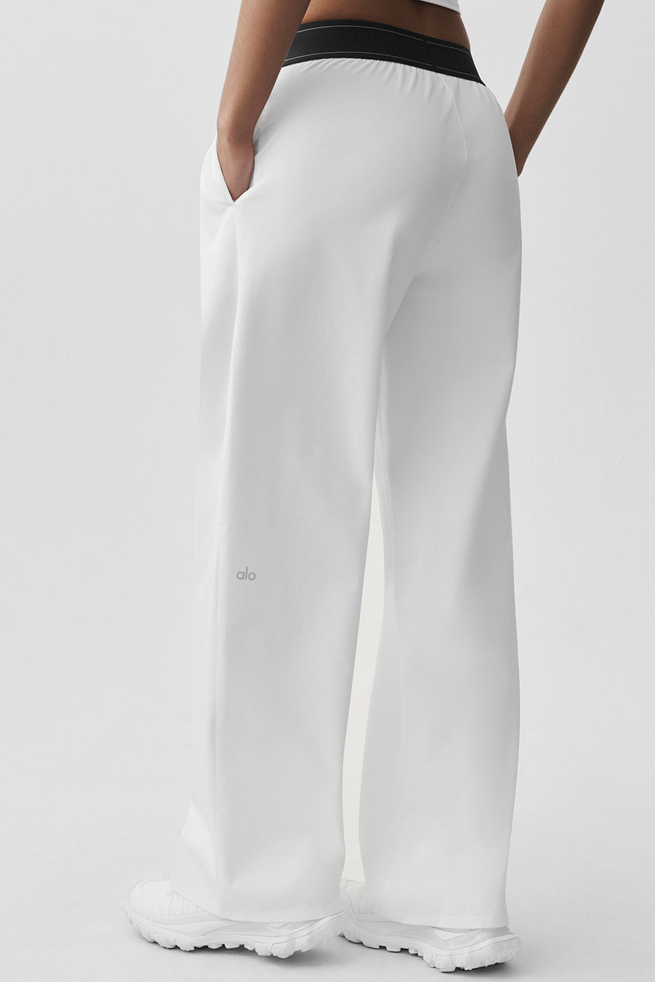 alo Suit Up Trouser (Regular) - White/Black