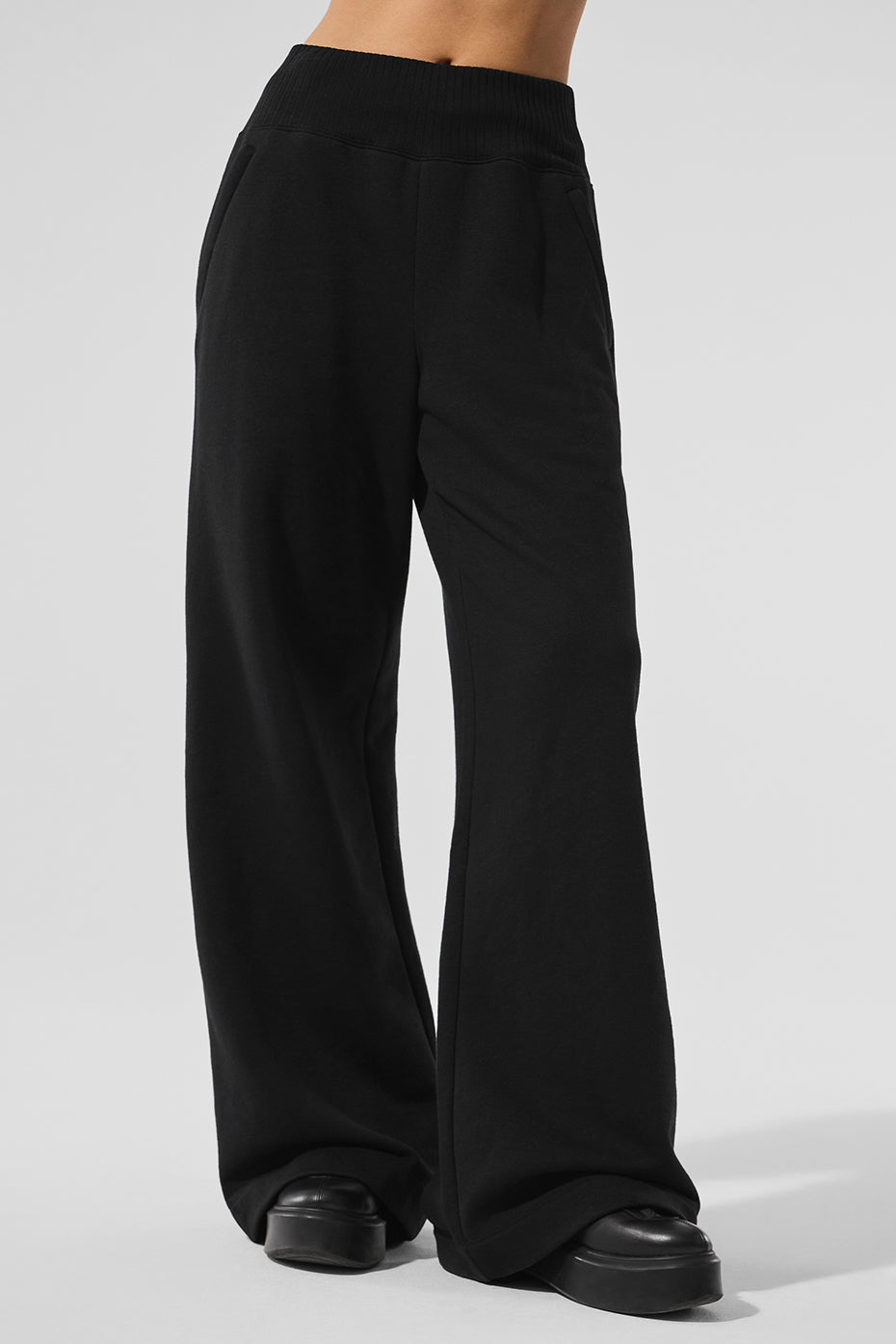 alo Serenity Wide Leg Sweatpant - Black