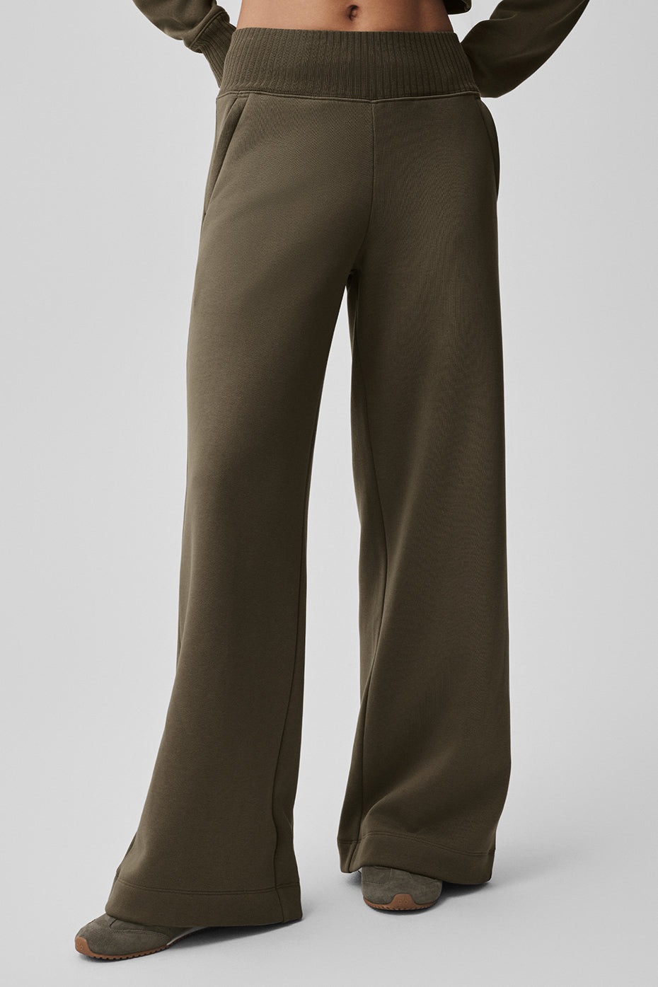 alo Serenity Wide Leg Sweatpant - Olive Tree