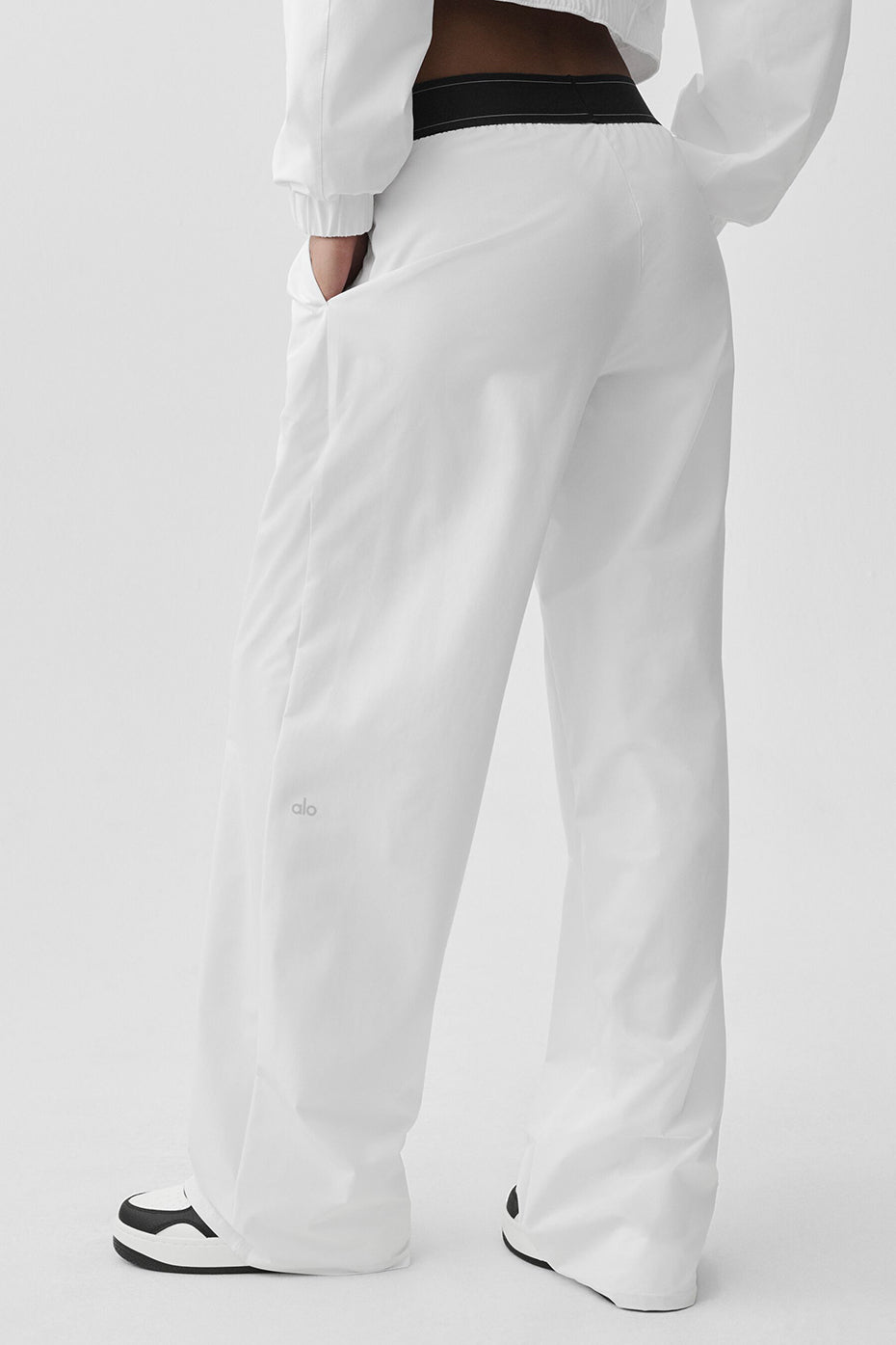 alo Suit Up Trouser (Long) - White/Black