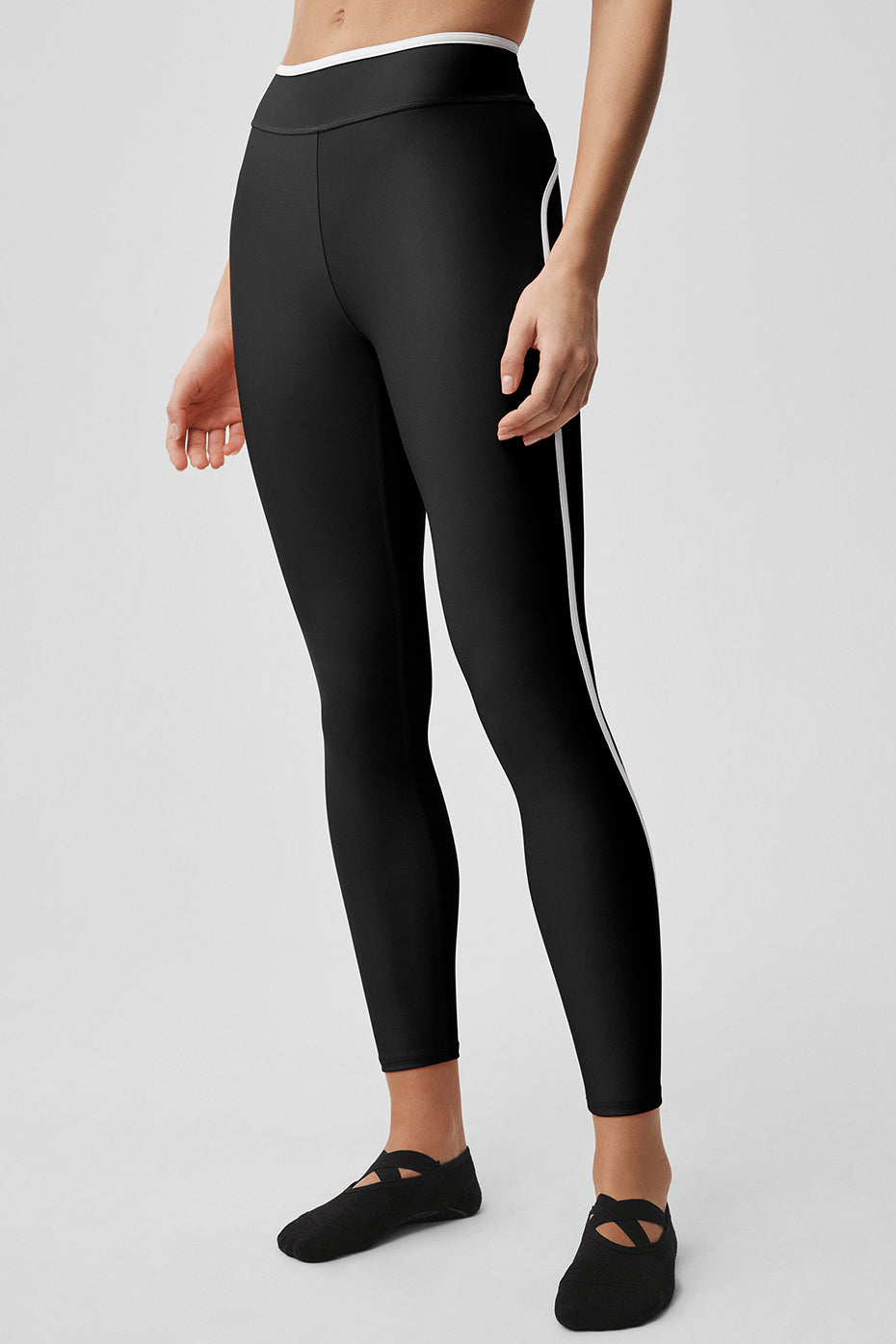alo Airlift High Waist Charger 7/8 Legging - Black/White