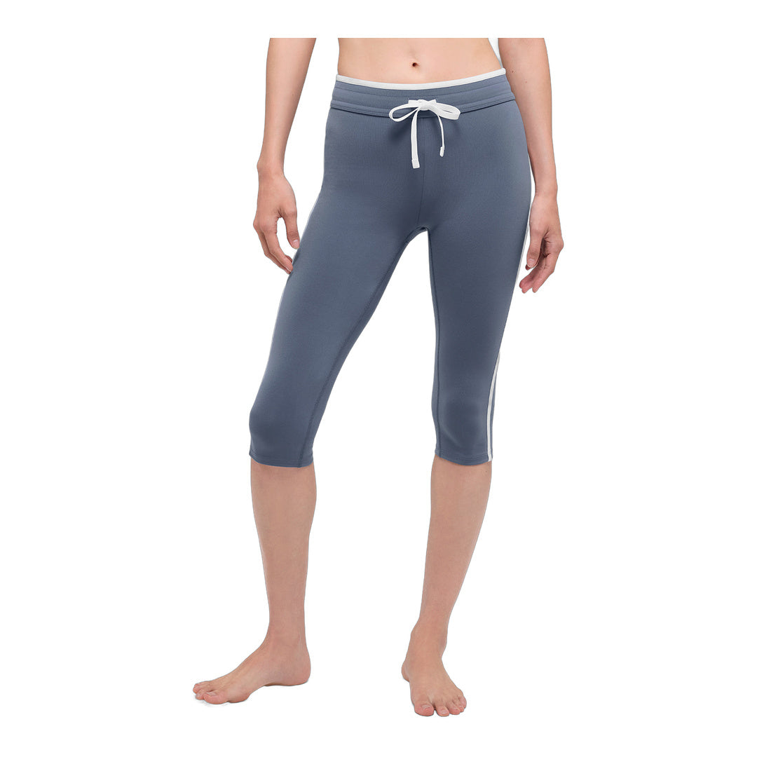 alo Airbrush High-Waist Race Pace Capri - Bluestone/White
