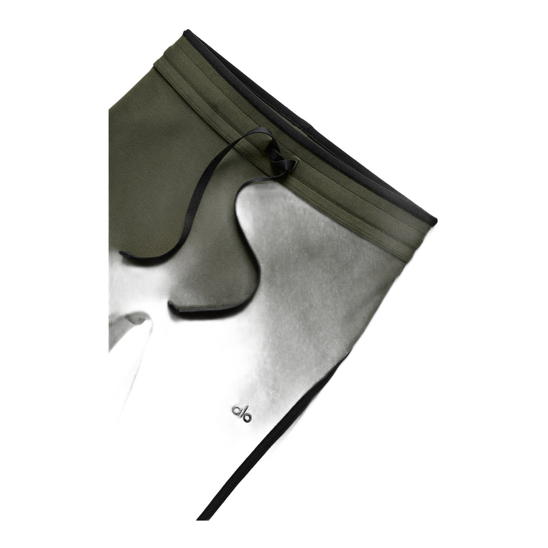 alo Airbrush High-Waist Race Pace Capri - Green Olive/Black