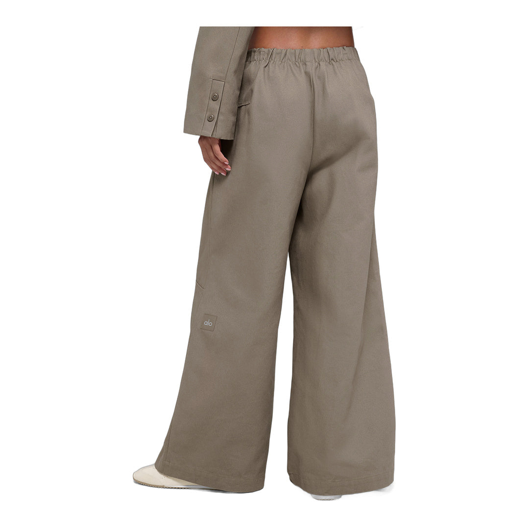 alo High-Waist Main Character Wide Leg Trouser - Light Cocoa