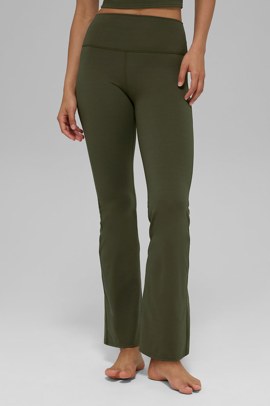 alo ALO Softsculpt High-Waist 7/8 Bootcut Legging - Green Olive