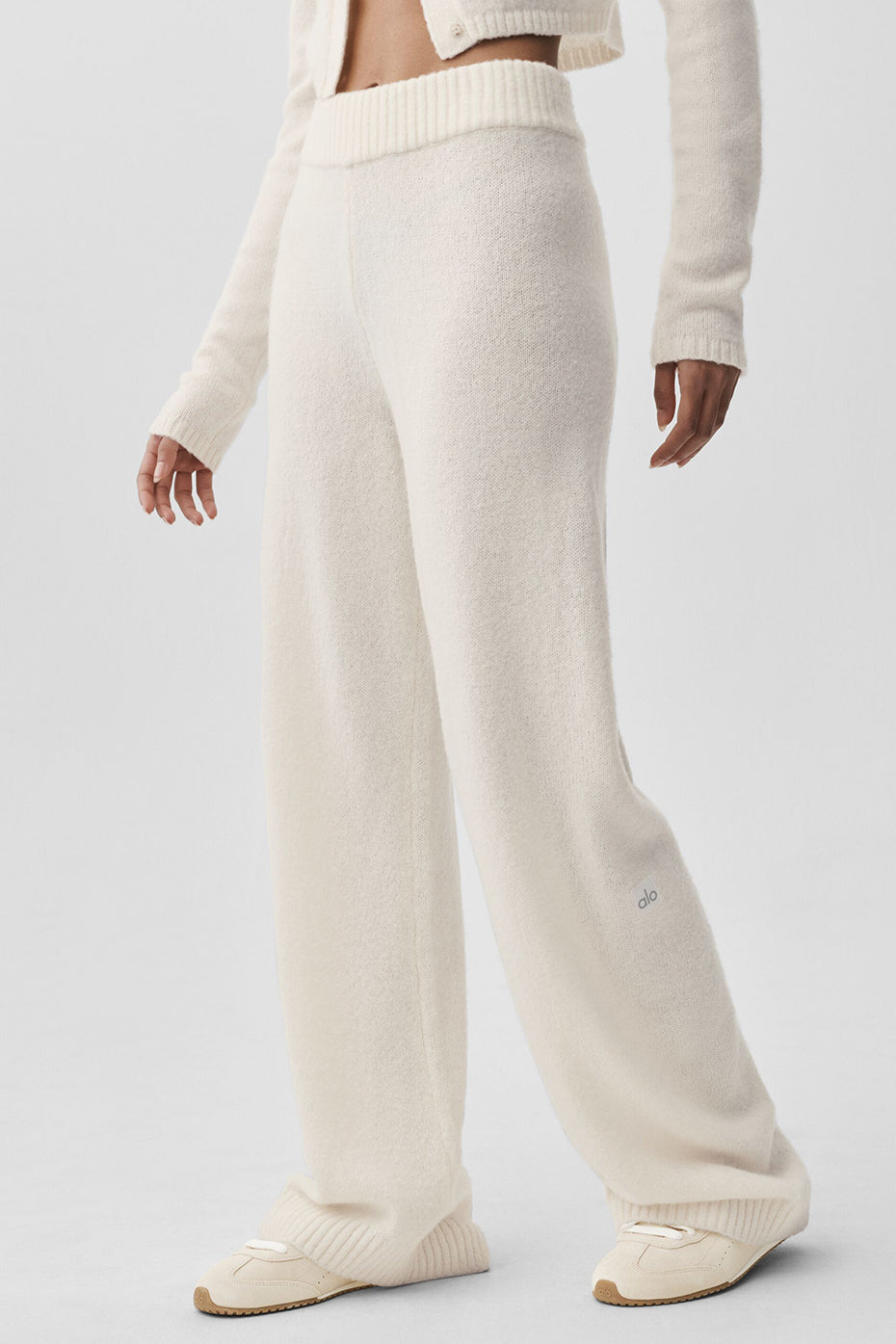 alo Wool Cashmere High-Waist New Class Wide Leg Pant - Ivory