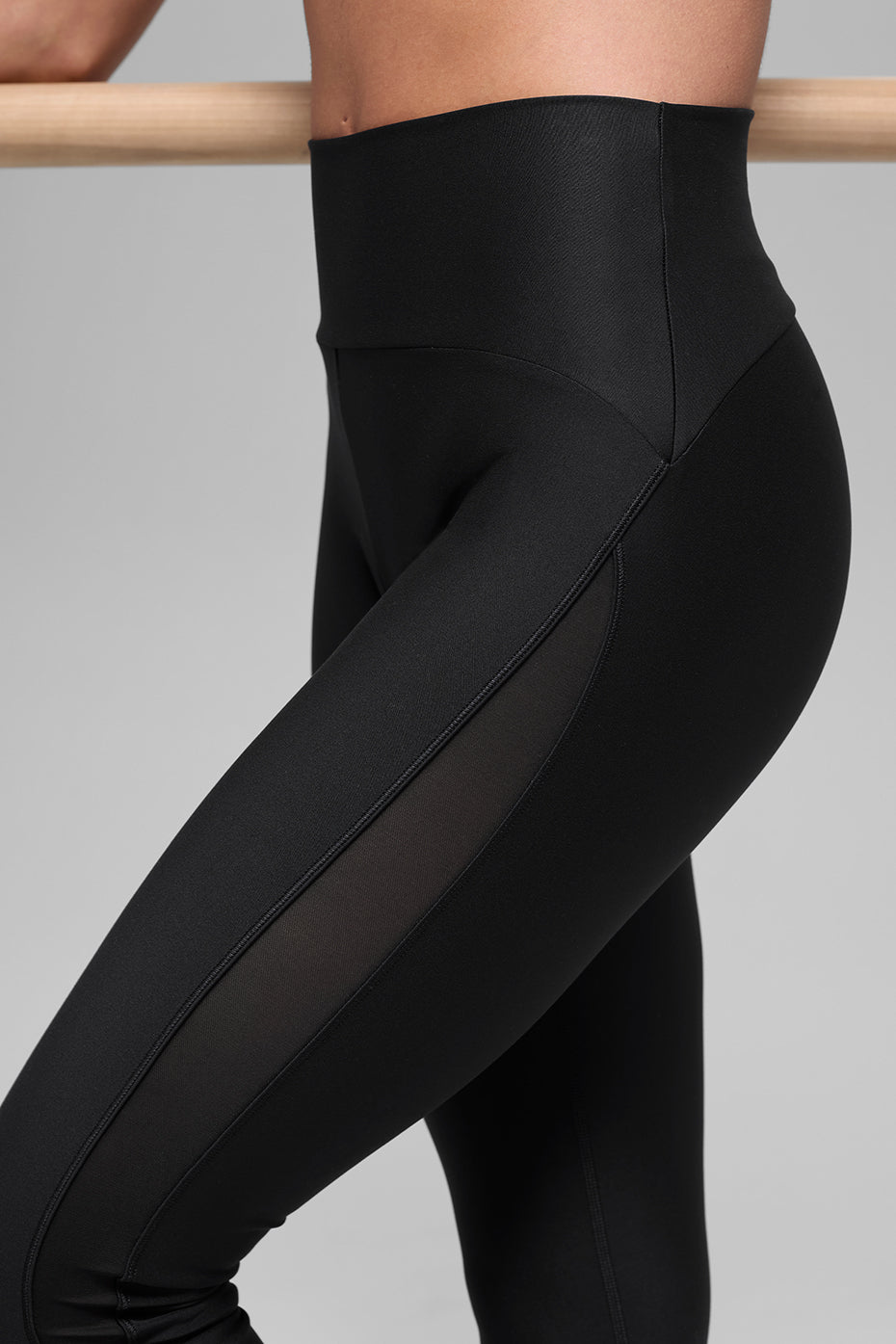 alo Airlift High-Waist Mesh Infatuation Legging - Black