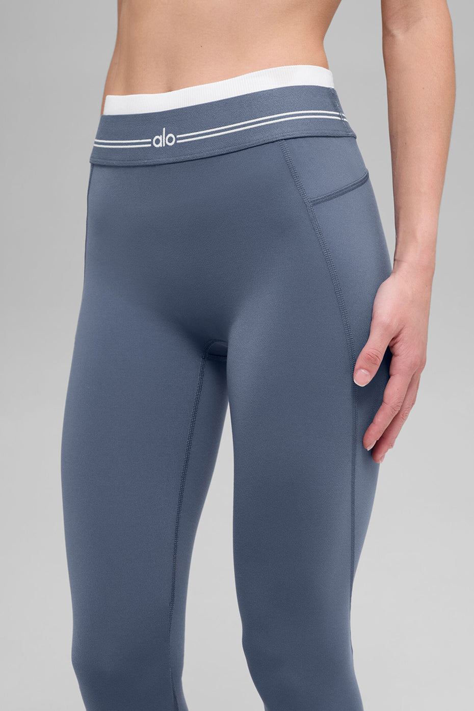 alo Airbrush High-Waist 7/8 Better Together Legging - Bluestone/White