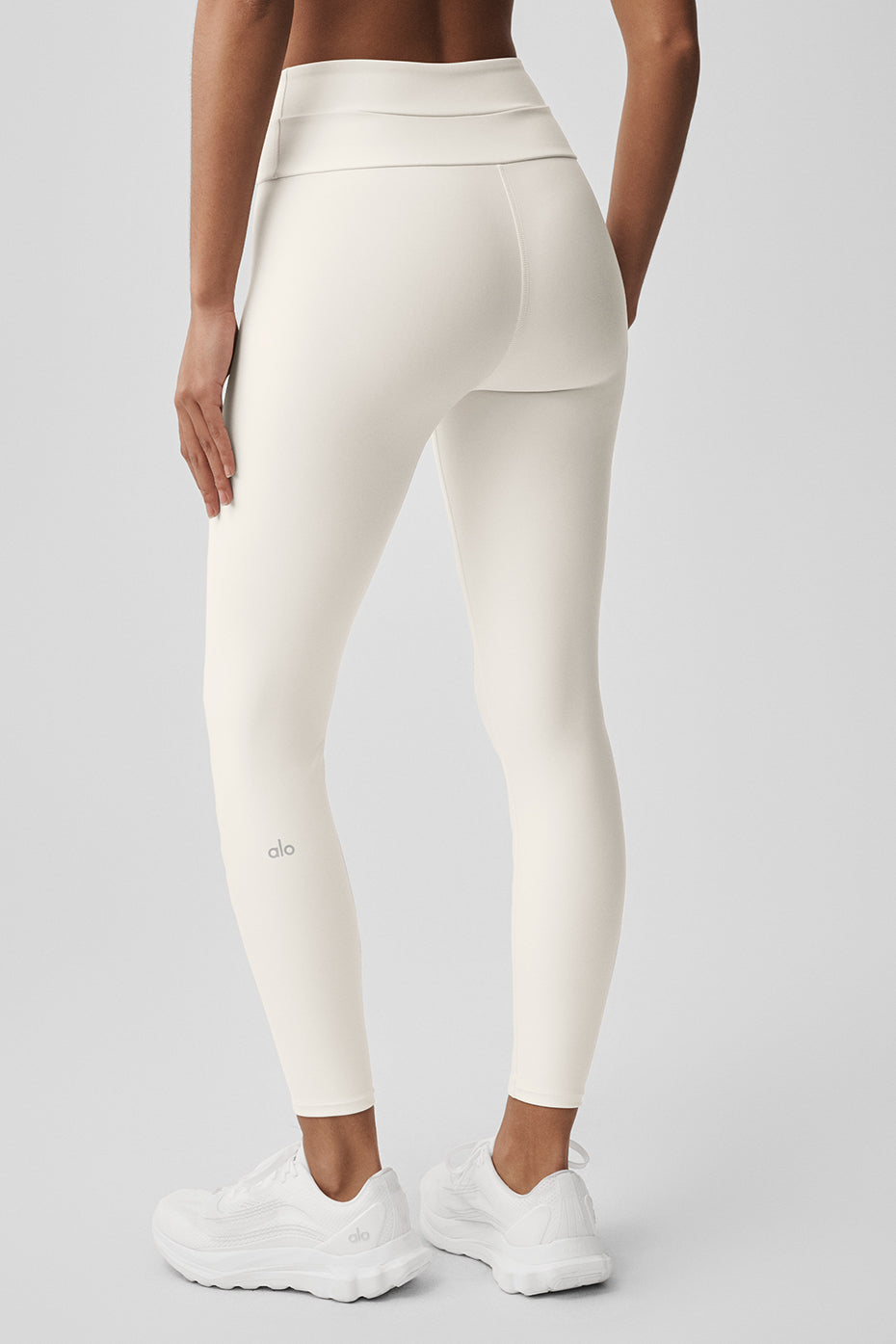 alo Airlift High-Waist 7/8 Horizon Legging - Ivory