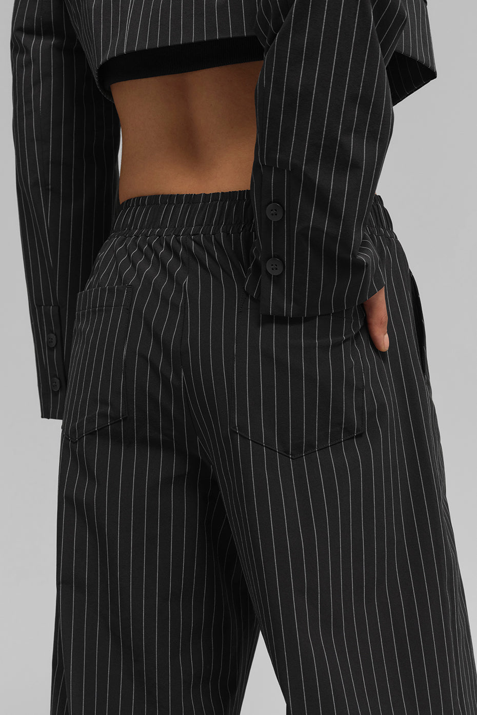alo Pinstripe Daylight Boxer Pant (Long) - Black/Titanium