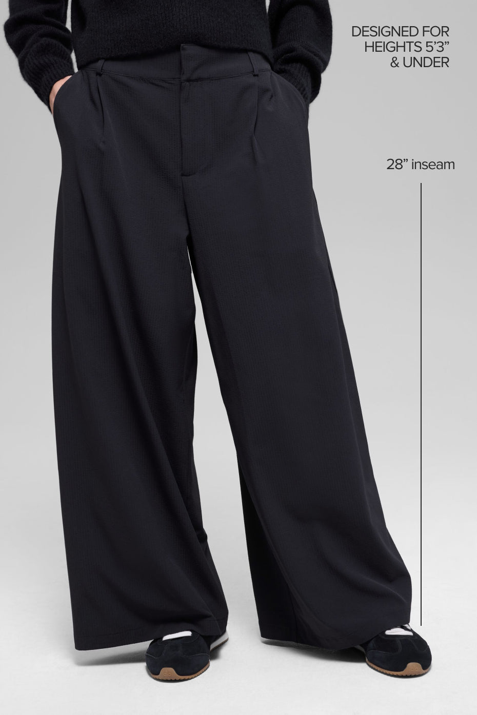 alo High-Waist Dreamscape Trouser (Short) - Black