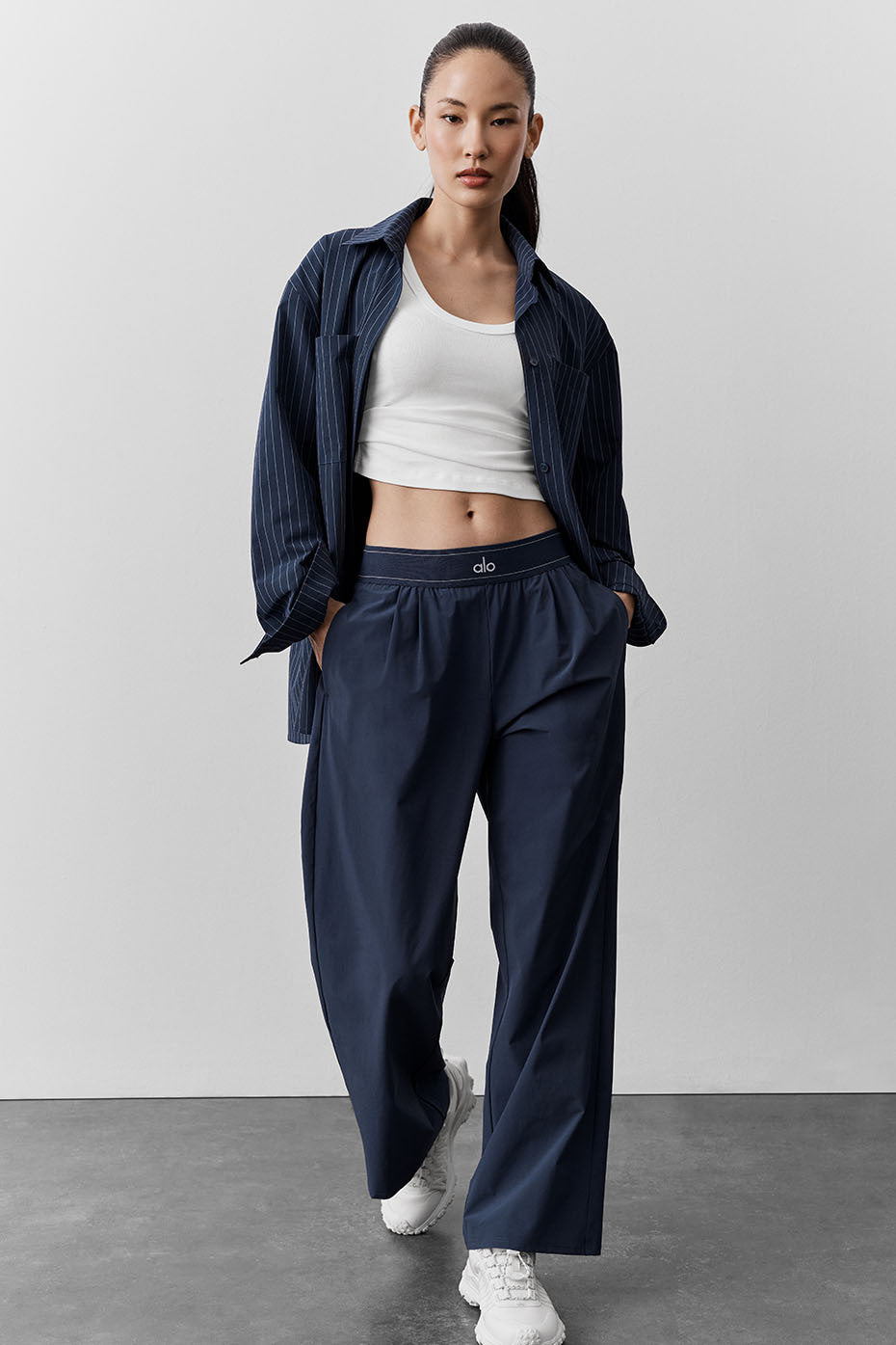 alo Suit Up Trouser (Short) - Navy