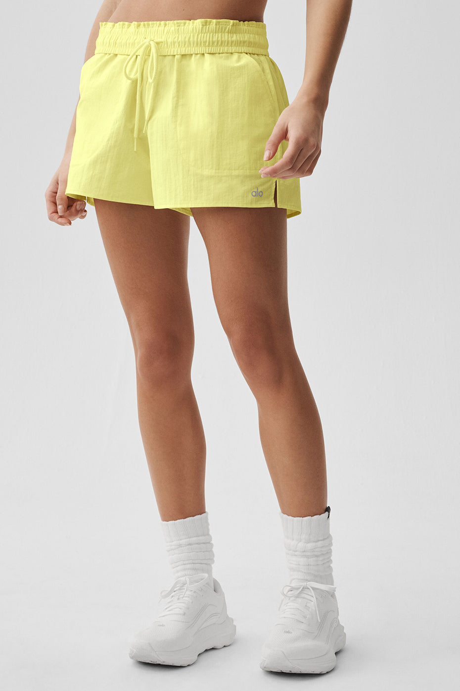 alo Alumni Short - Sunshine