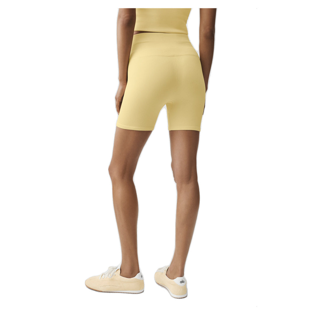 ALO 5" Seamless Ribbed Favorite Short - Warm Butter