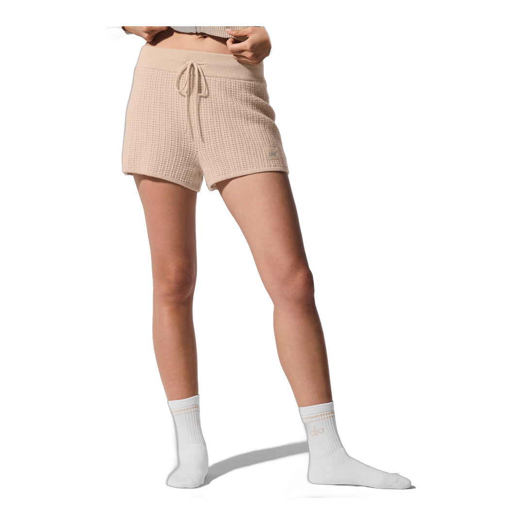 alo Cashmere High-Waist Plush Waffle Short - Macadamia Blush