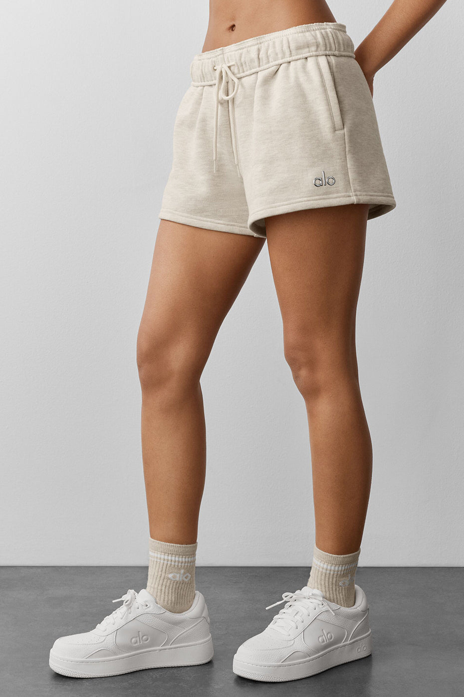 alo Accolade Short - Oatmeal Heather