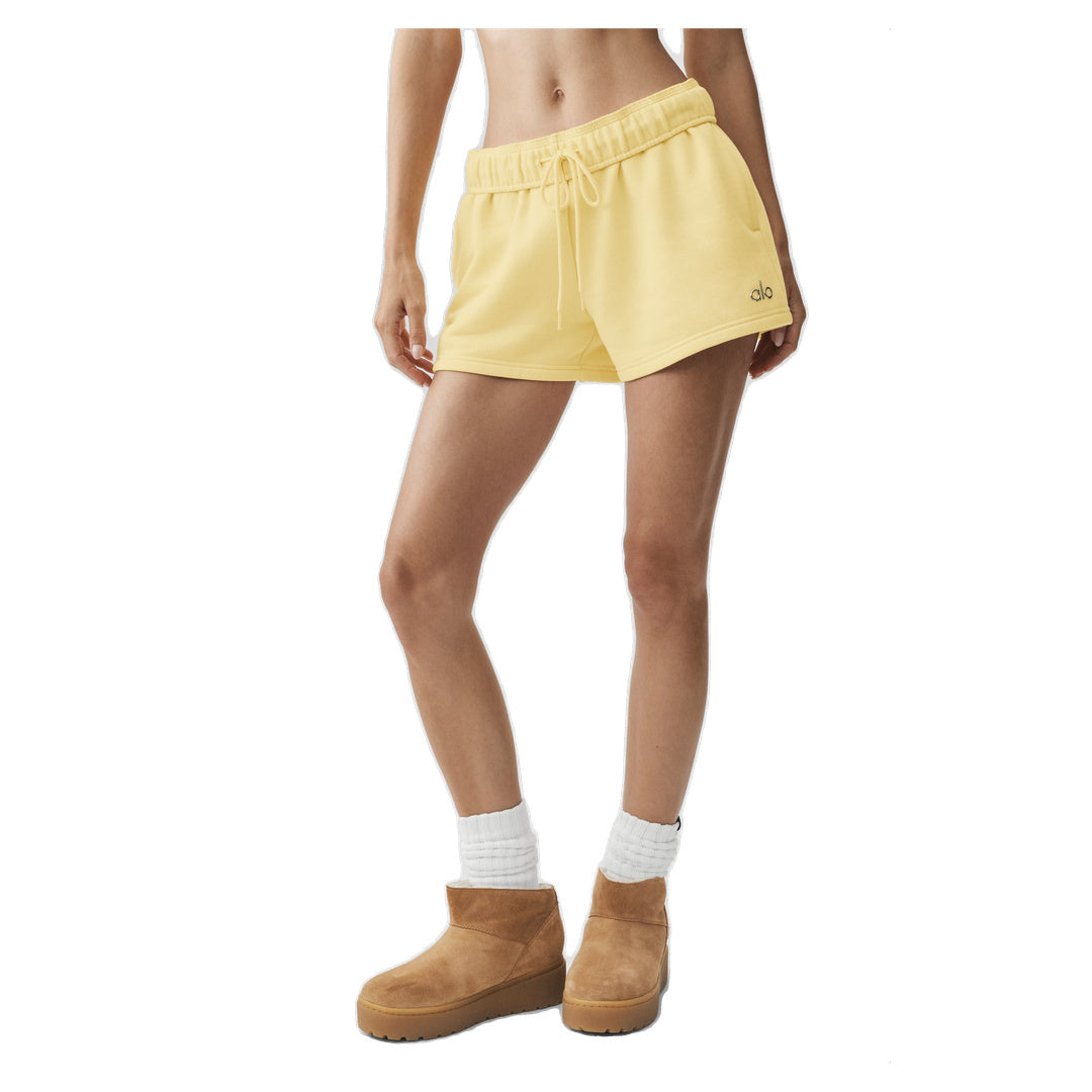ALO Accolade Short - Warm Butter