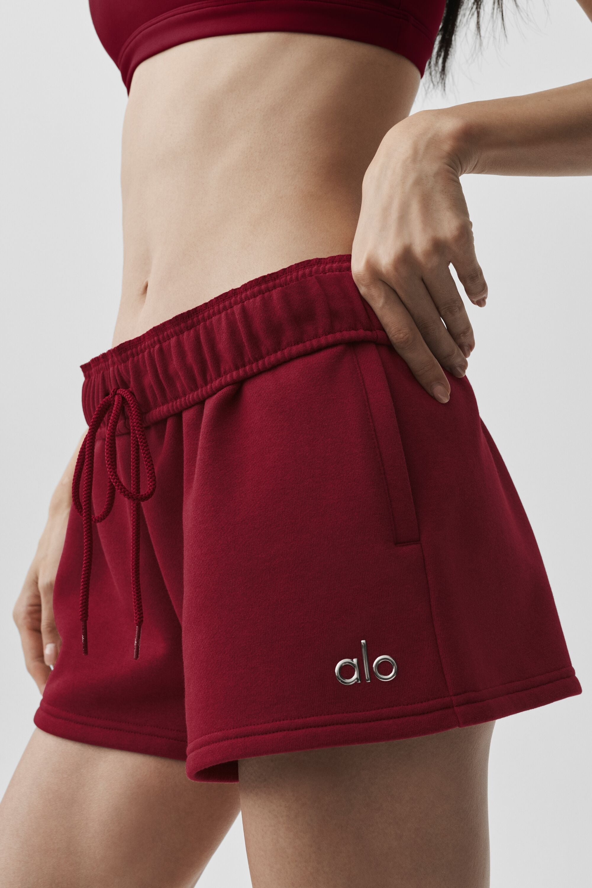 alo Accolade Short - Summer Romance Red