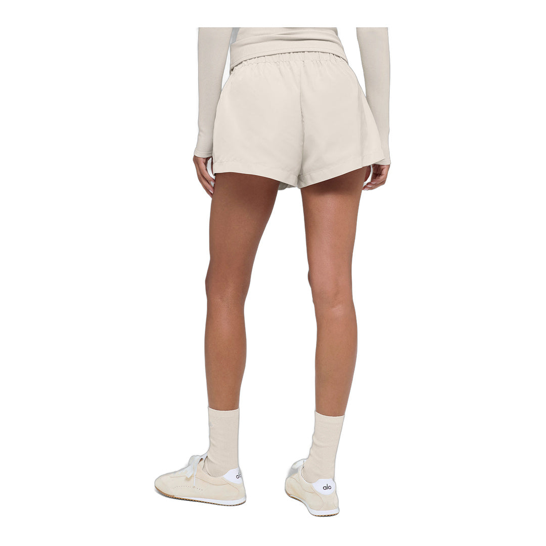 alo High-Waist Socialite Short - Bone