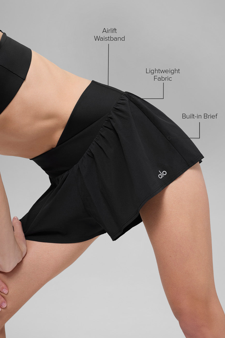 alo V-Cute Running Short - Black