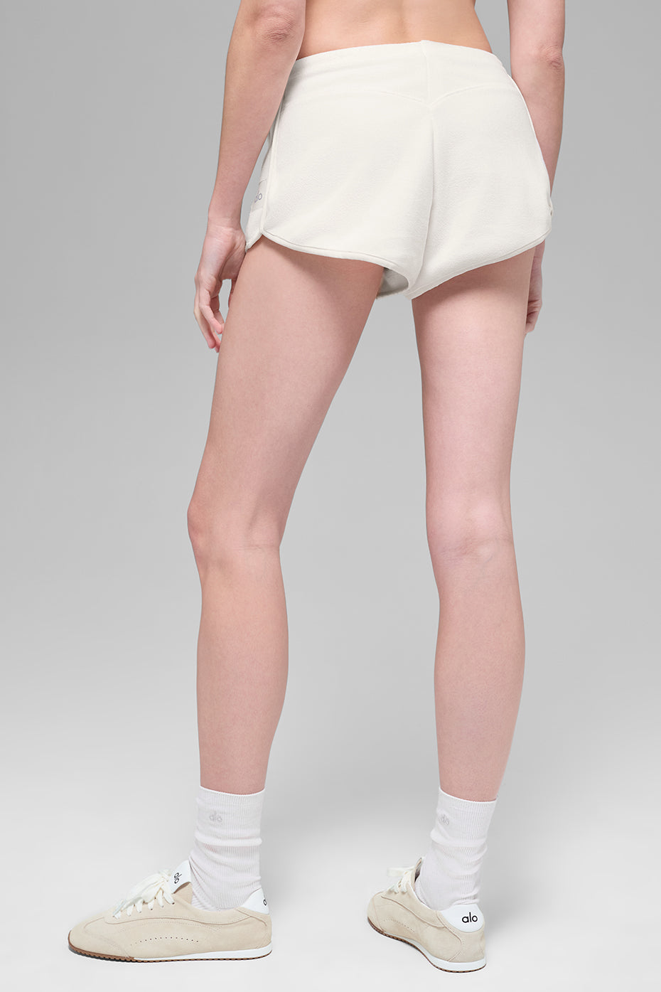 alo Polar Fleece Retreat Short - Ivory