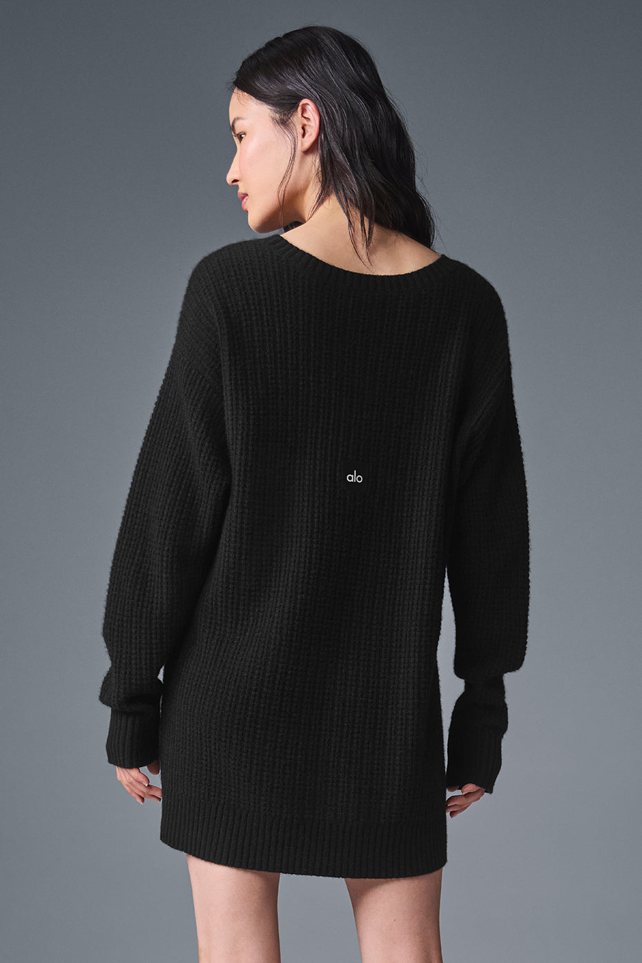 alo Cashmere Plush Waffle Dress - Black