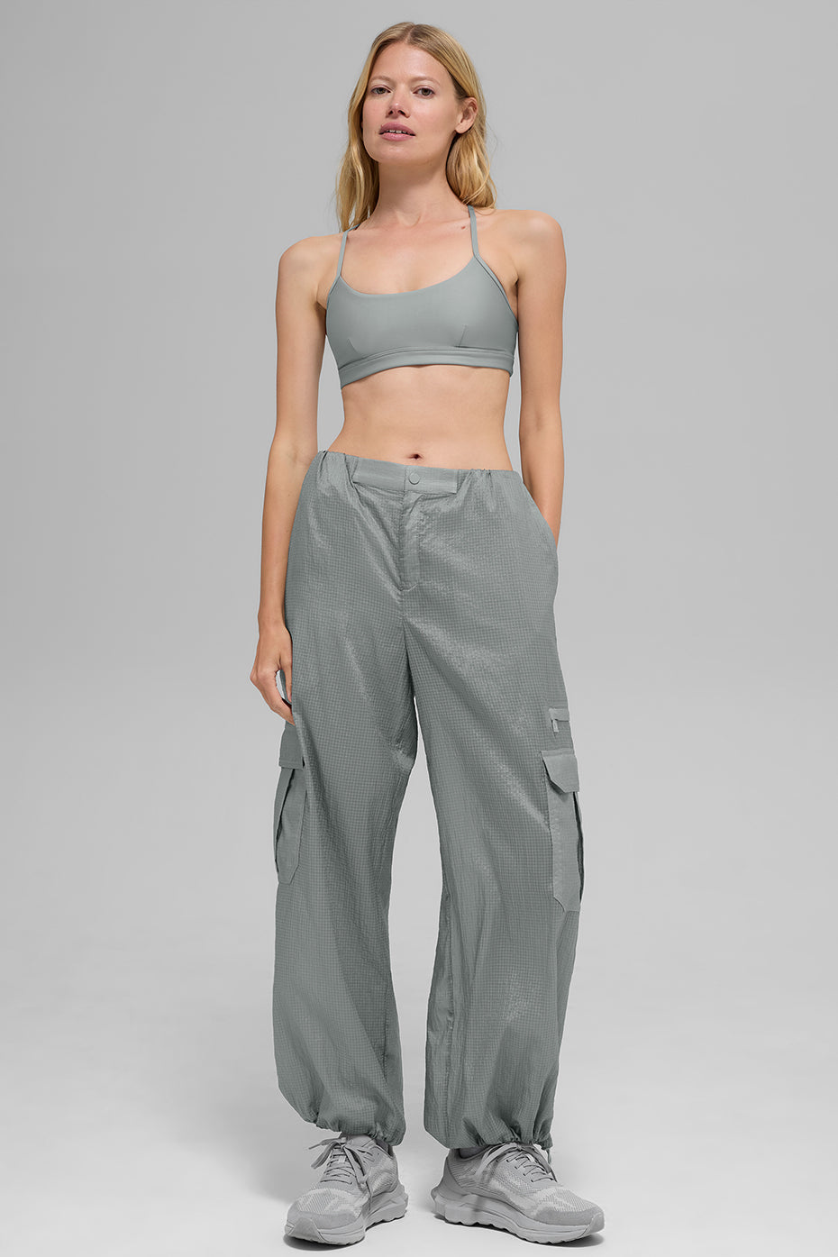 alo Airlift Intrigue Bra - Lunar Grey