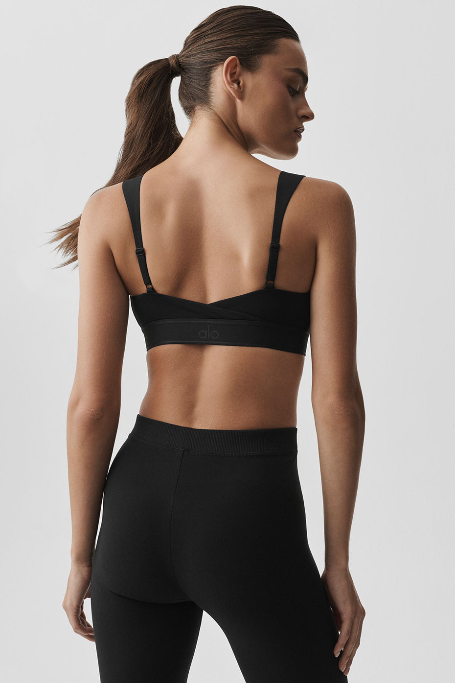 alo Alosoft Molded Showcase Bra - Black