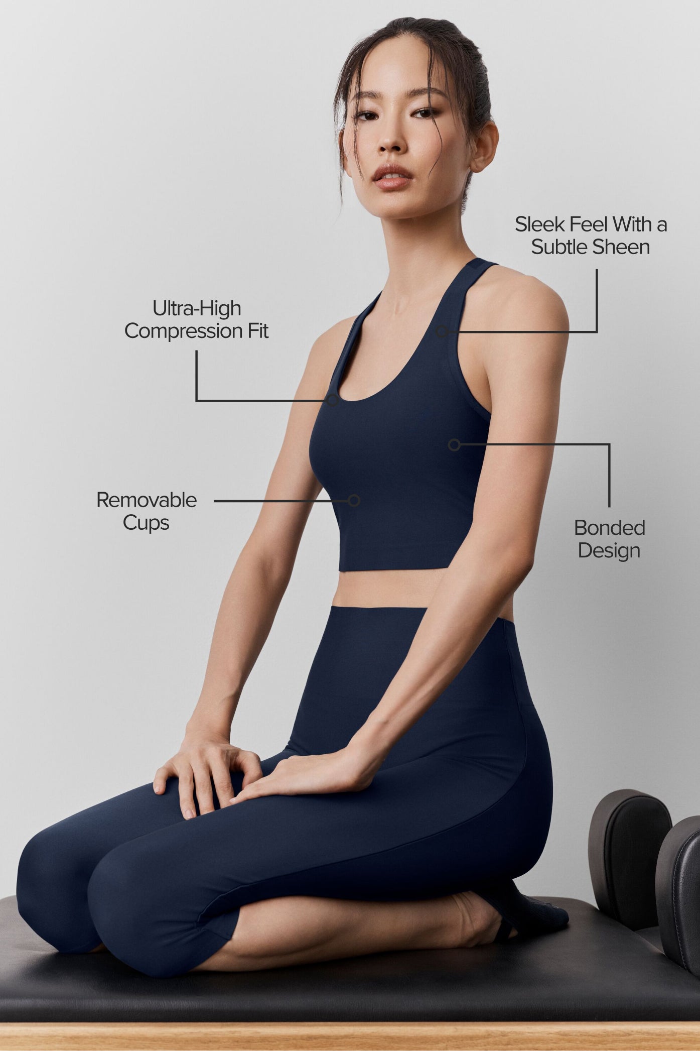 alo Airlift Super Sleek Bra Tank - Navy
