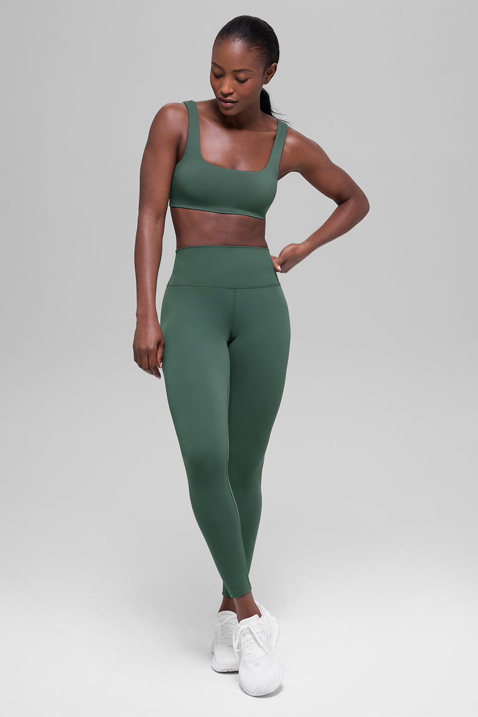 alo ALO Softsculpt Precision Bra - Clover Green