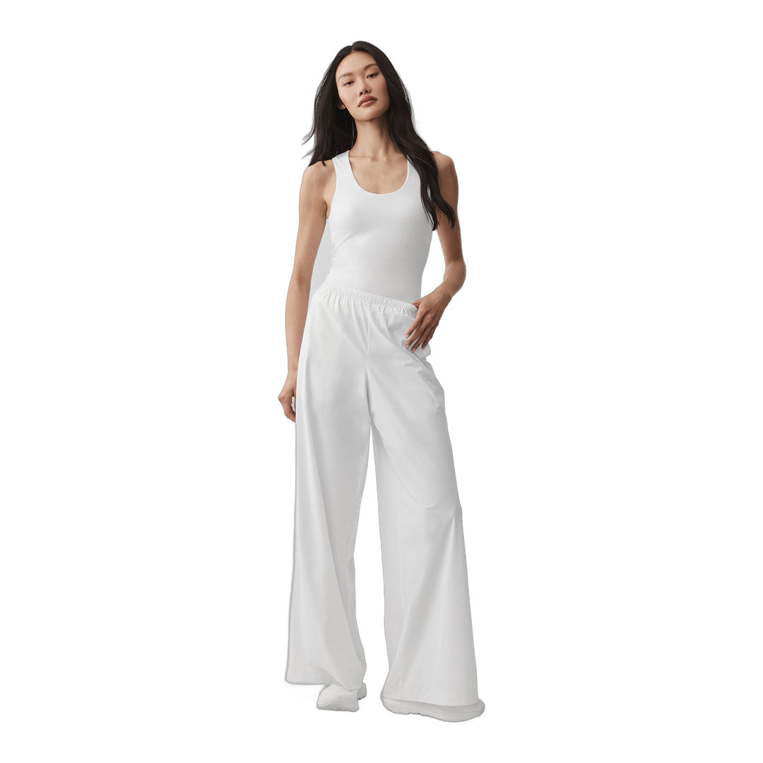 alo ALO Softsculpt No Nonsense Bra Tank - White