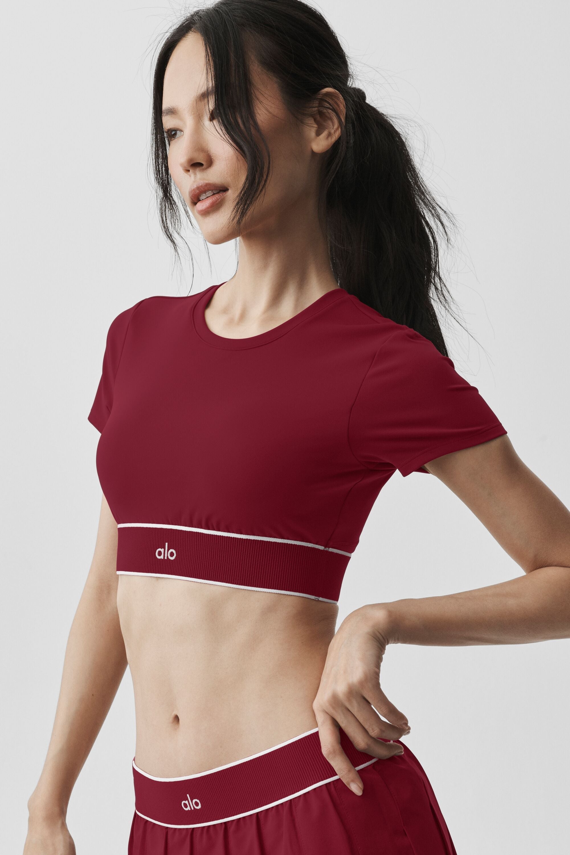 alo ALO Softsculpt Amp It Up Short Sleeve Bra - Summer Romance Red