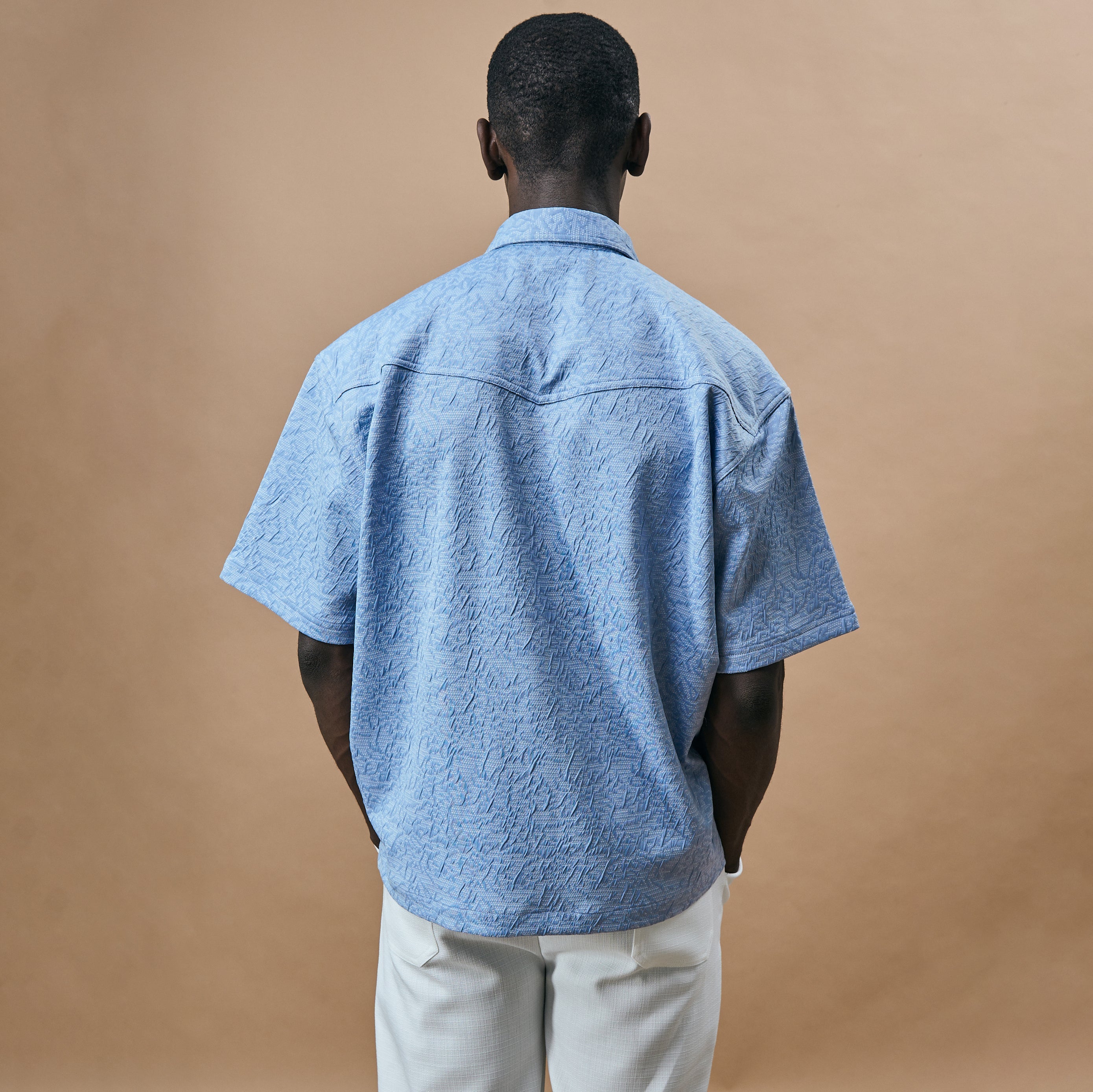 CRUSHED JACQUARD KNIT-BLUE SPRING