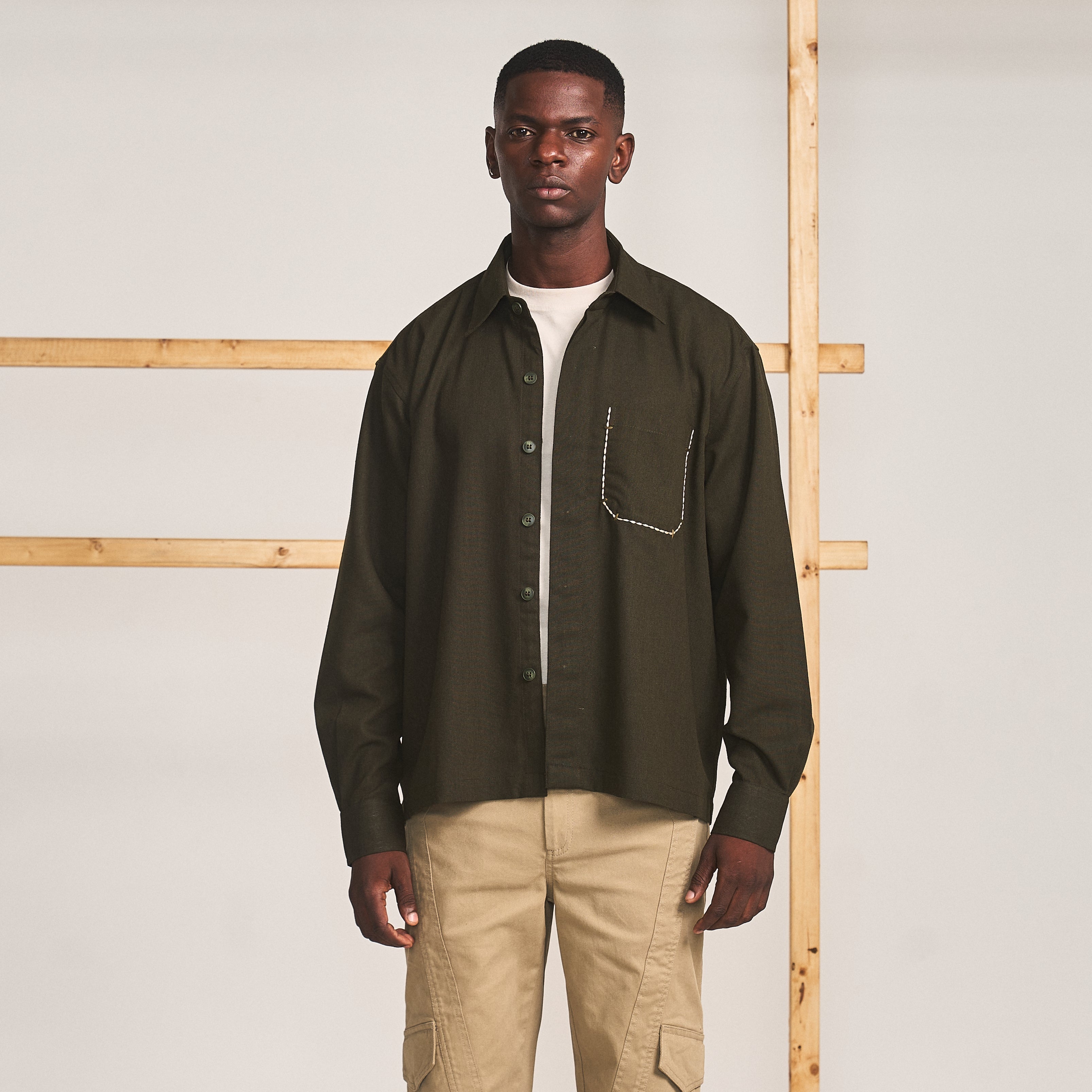TACKED POCKET SHIRT- OLIVE