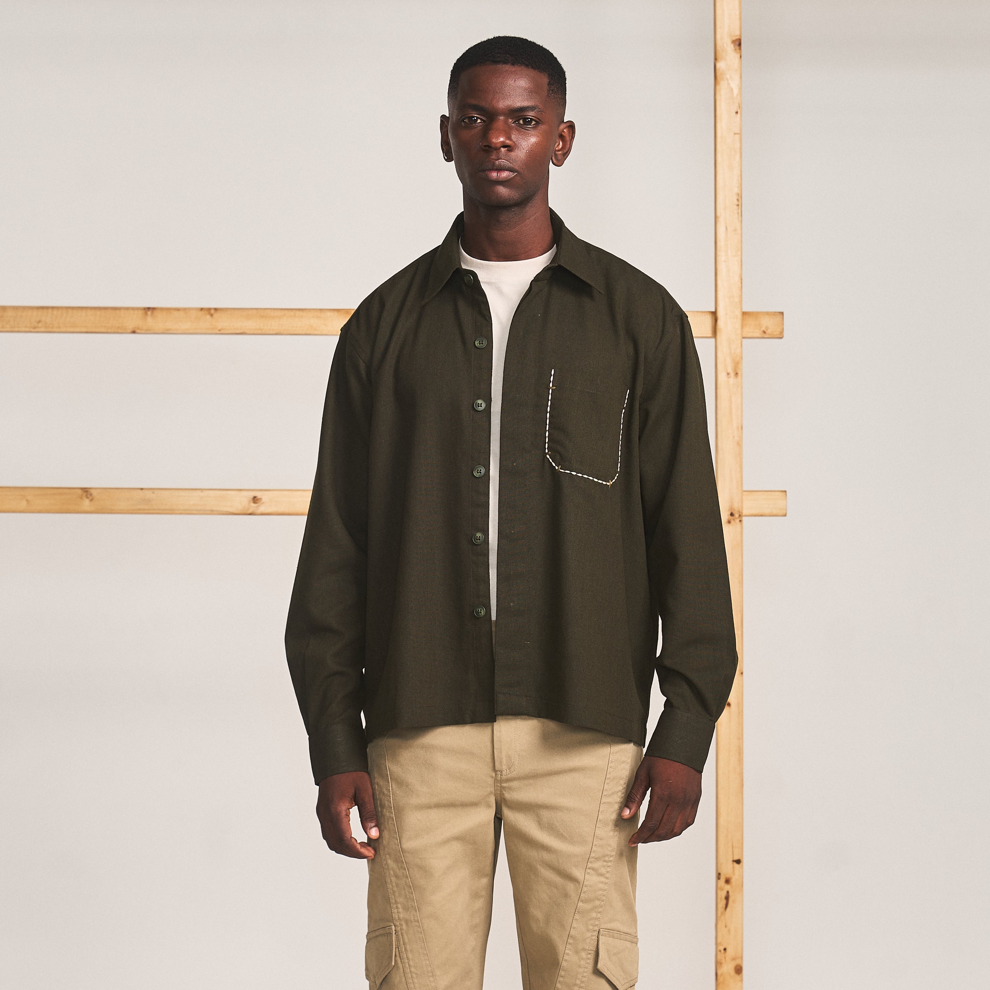 TACKED POCKET SHIRT- OLIVE