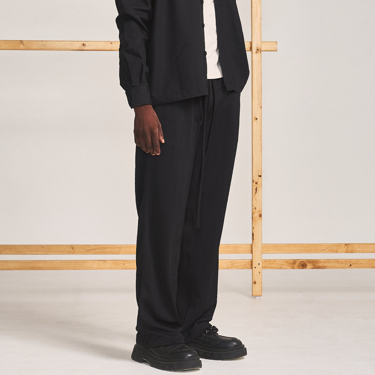 CABLE KNIT TROUSERS- SPACE BLACK