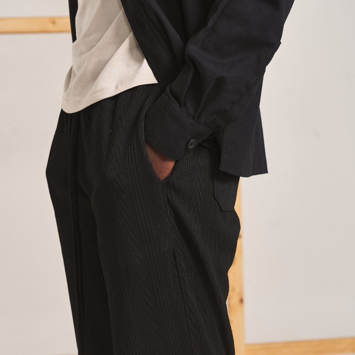 CABLE KNIT TROUSERS- SPACE BLACK