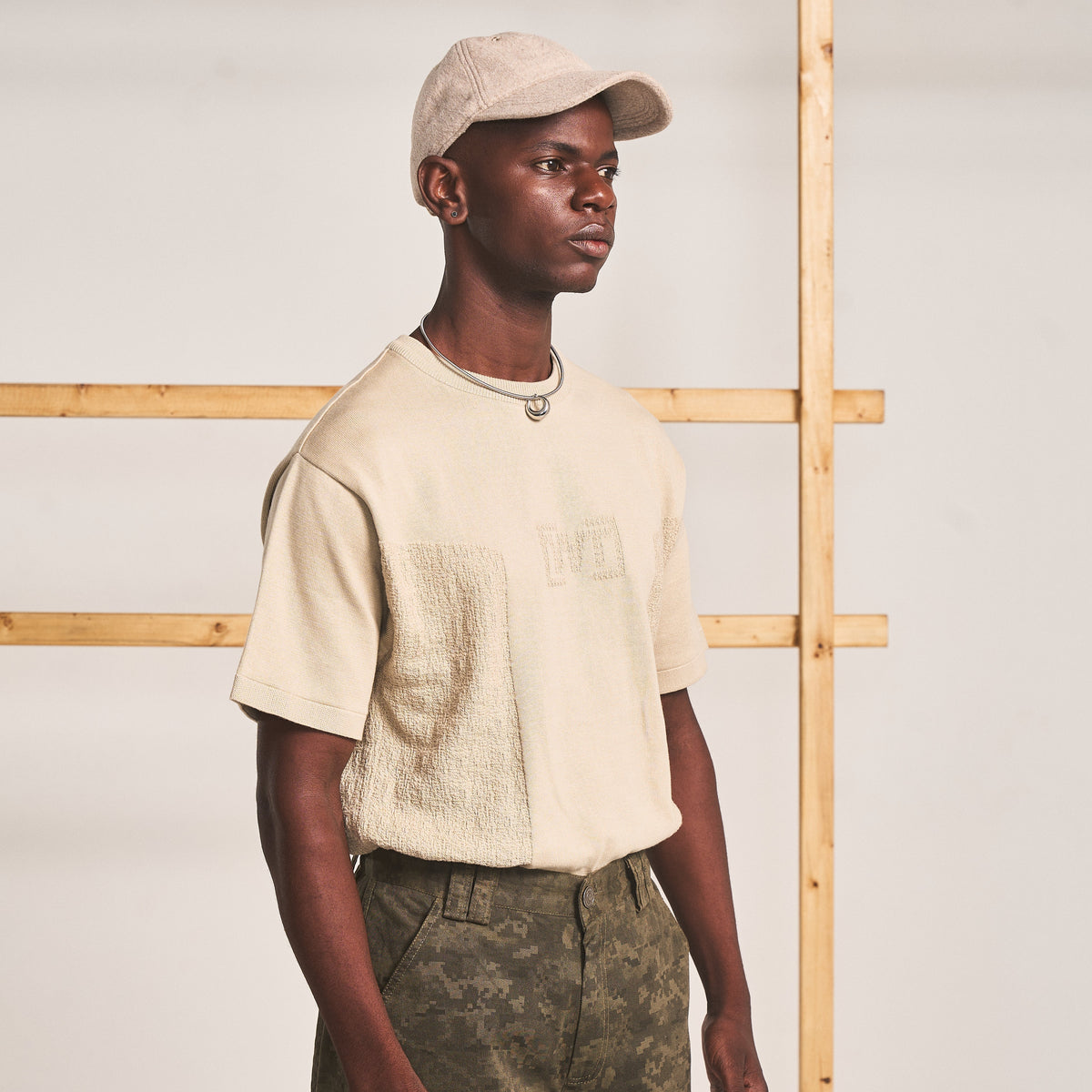 TEXTURED KNIT T-SHIRT- SANDSTONE