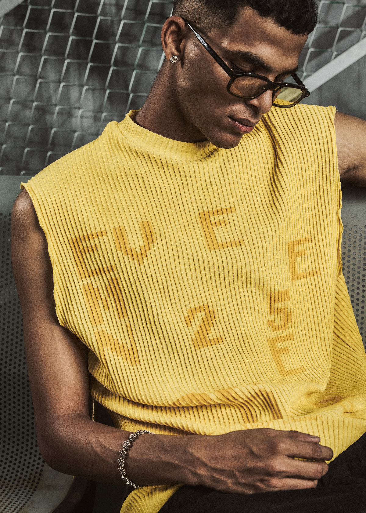 Error ribbed tank
